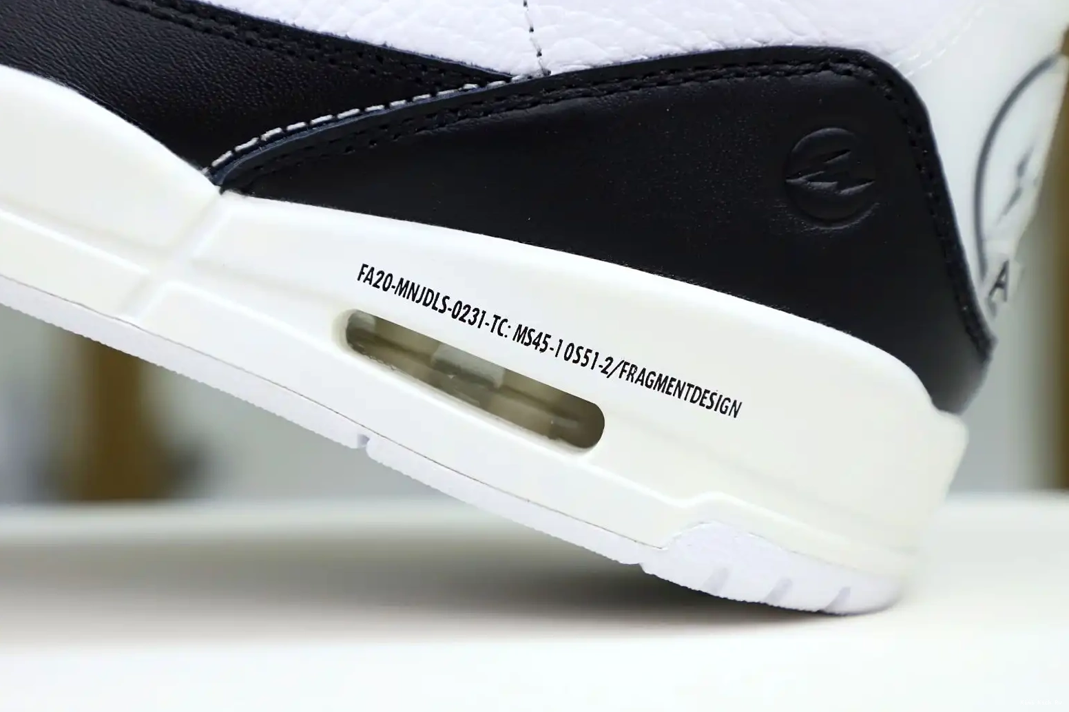 FRAGMENT RETRO X 3 SP JORDAN Kimikick DESIGN AIR 'WHITE' 0707